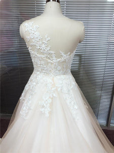 Romantic Champagne Lace Applique Scoop Neck Wedding Dresses with Detachable Beading Sash WD305
