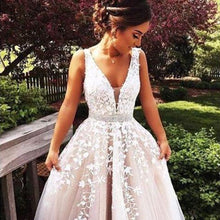 Light Champagne V Neck Wedding Dresses Lace Applique Open Back Bridal Gown WD314