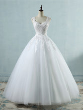 Tulle Appliques Ball Gown Wedding Dresses Pearls Bridal Gown WD339