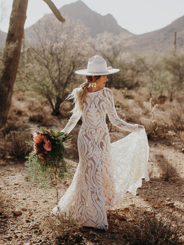 Unique Bride Chic Bohemian Wedding Dress Full lace Open Back Long Sleeves Boho Bridal Gown WD384