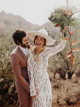 Unique Bride Chic Bohemian Wedding Dress Full lace Open Back Long Sleeves Boho Bridal Gown WD384