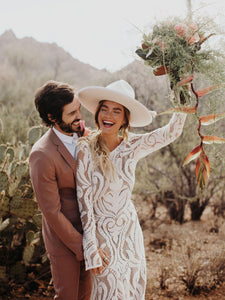 Unique Bride Chic Bohemian Wedding Dress Full lace Open Back Long Sleeves Boho Bridal Gown WD384