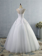 Round Neckline Sheer Back A-Line Wedding Dresses Bridal Gown with Buttons WD391