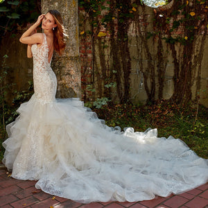 Luxury V-neck Backless Illusion Crystal Appliques Lace Mermaid Wedding Dress WD350